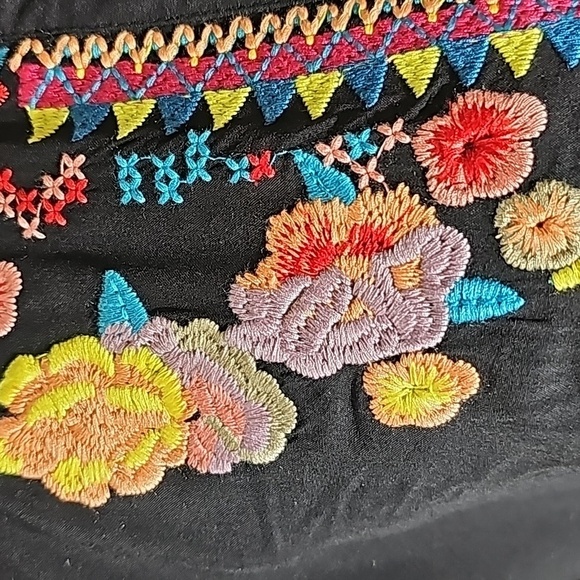 Enbrodery. Black blouse size medium by Solitaire. Tab sleeves. - Picture 3 of 10